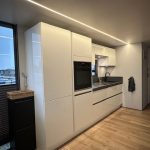 Einbauküche auf dem Hausboot Seeblick